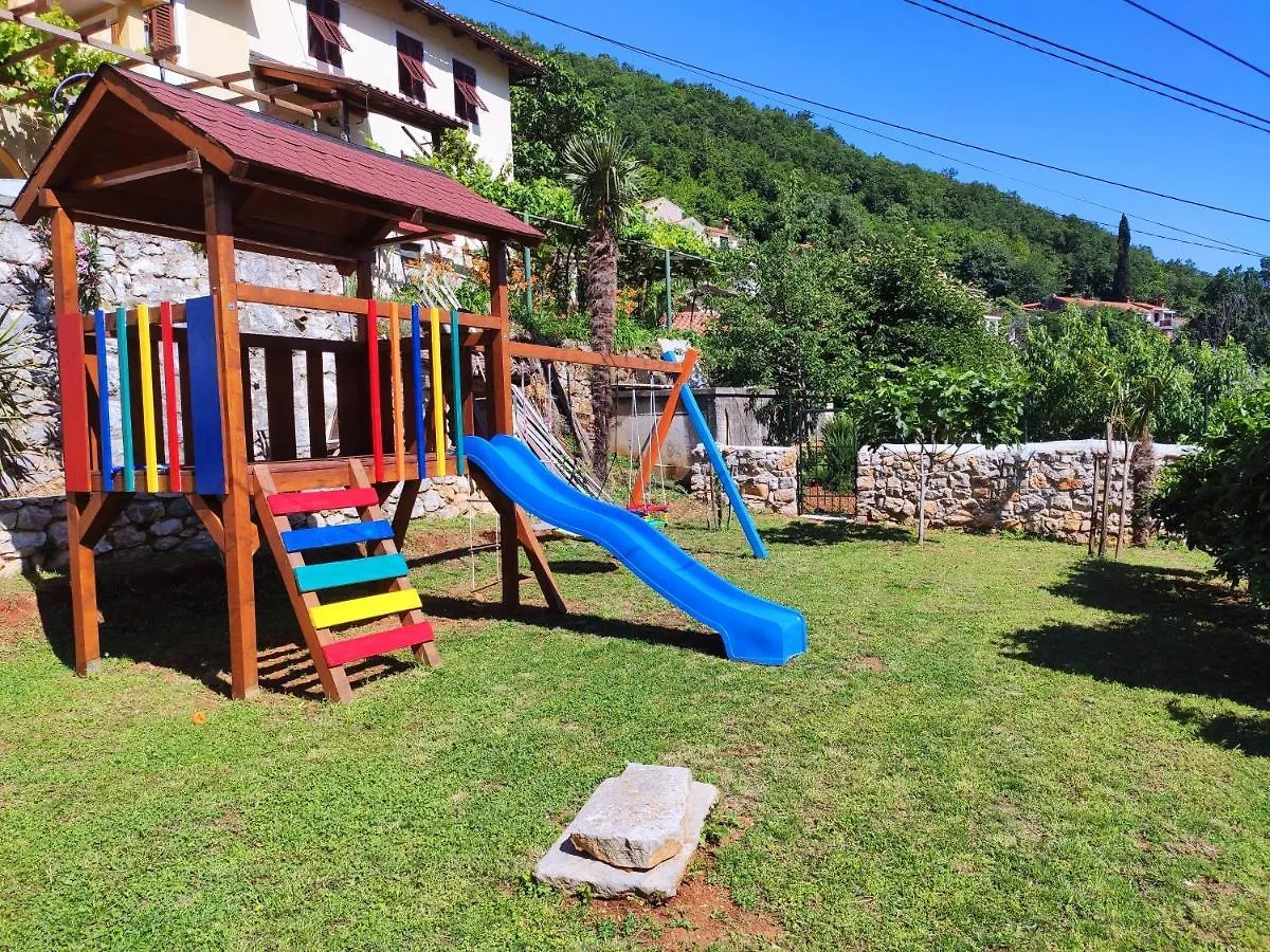 Apartments Vinetilia Mošćenička Draga Croazia